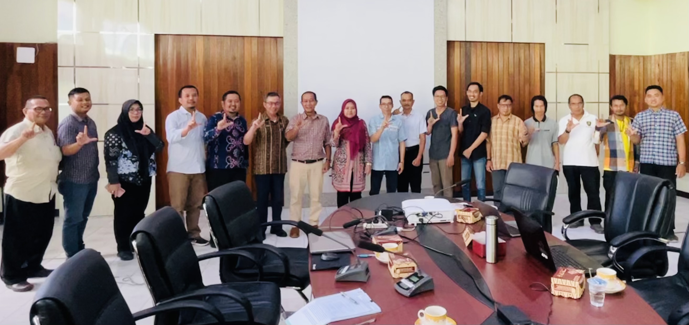 Melangkah maju: Pemerintah Provinsi Kalimantan Barat juga akan membangun Sistem Informasi Wilayah Adat